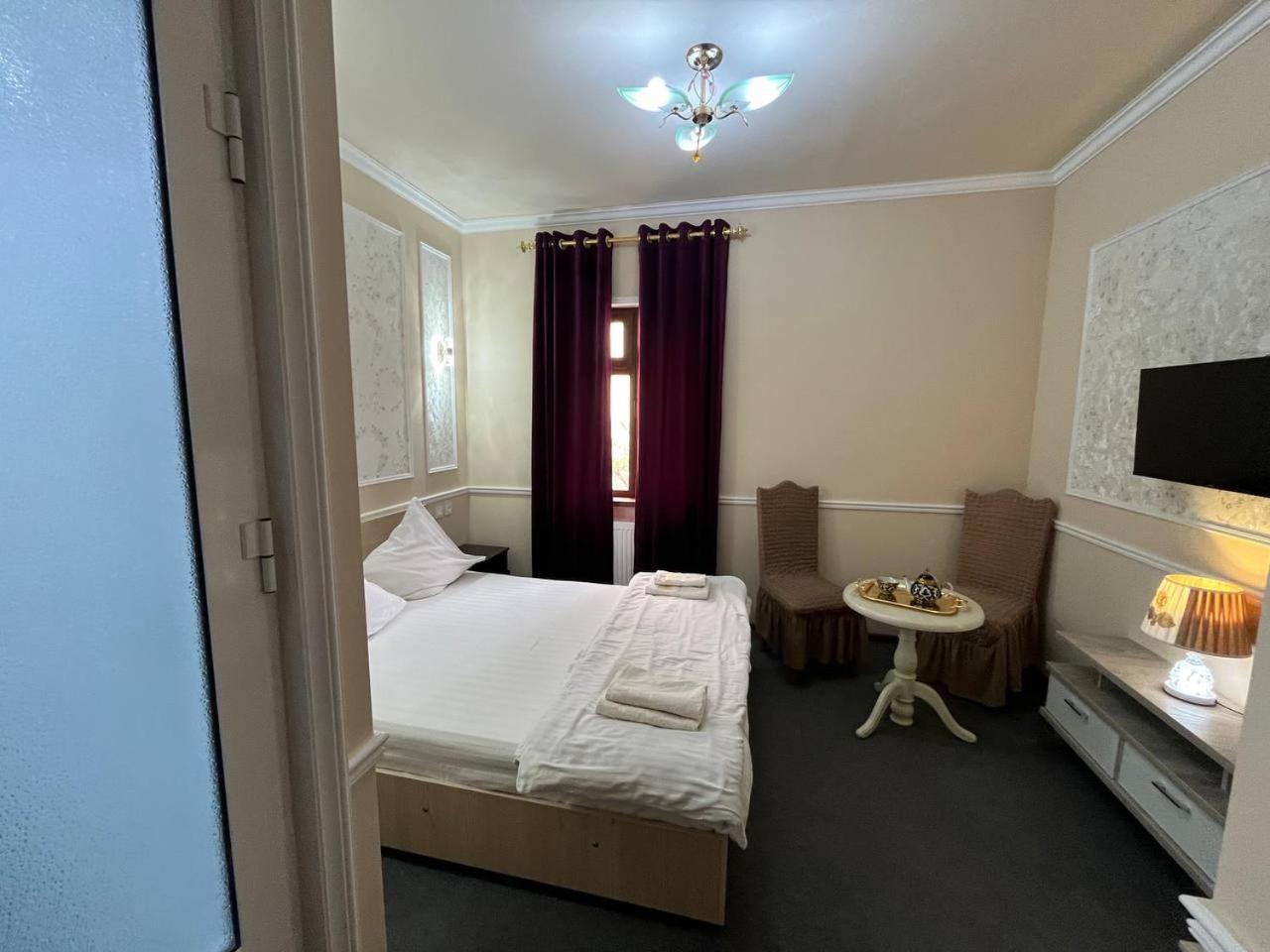 Aisha Hotel Самарканд Екстериор снимка
